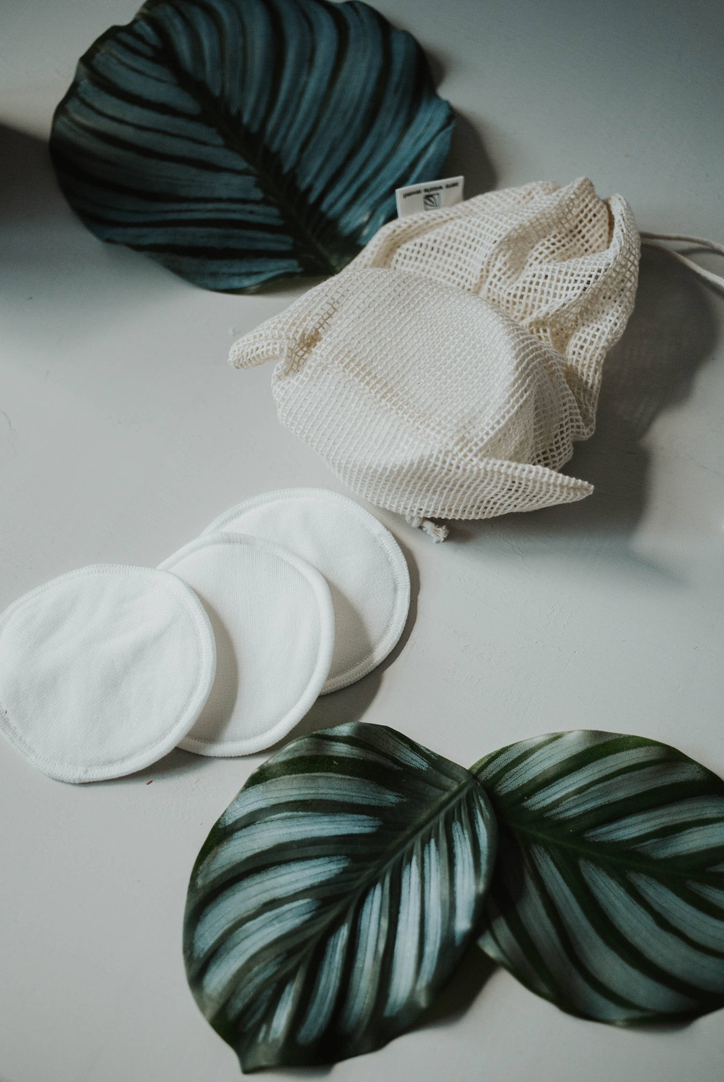 Zero Waste MVMT - Reusable Makeup Remover Pads | Bamboo Cotton (12x Rounds)